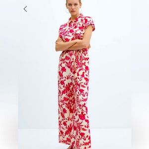 Mango Floral Jumpsuit Size Medium